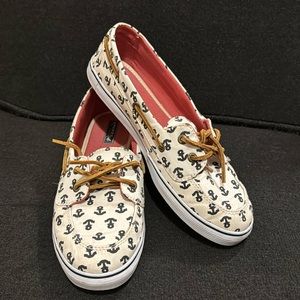 White SPERRY Boat Shoes with Anchors - Women’s Size 8